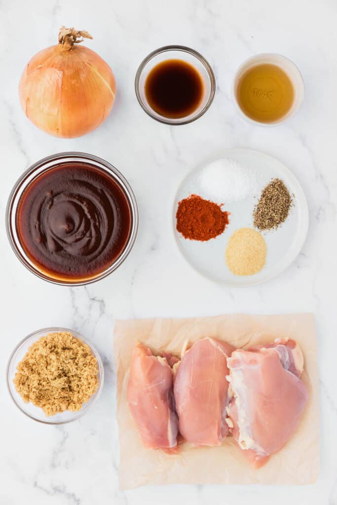 ingredients to make bbq pulled chicken in the crockpot